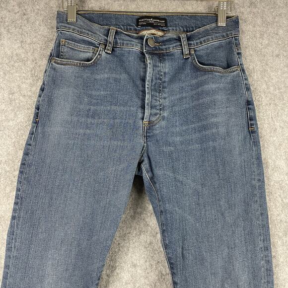 Peruvian Connection Cimarron Jean Womens 4 Medium Wash Button Fly Distressed Hem - Picture 4 of 16